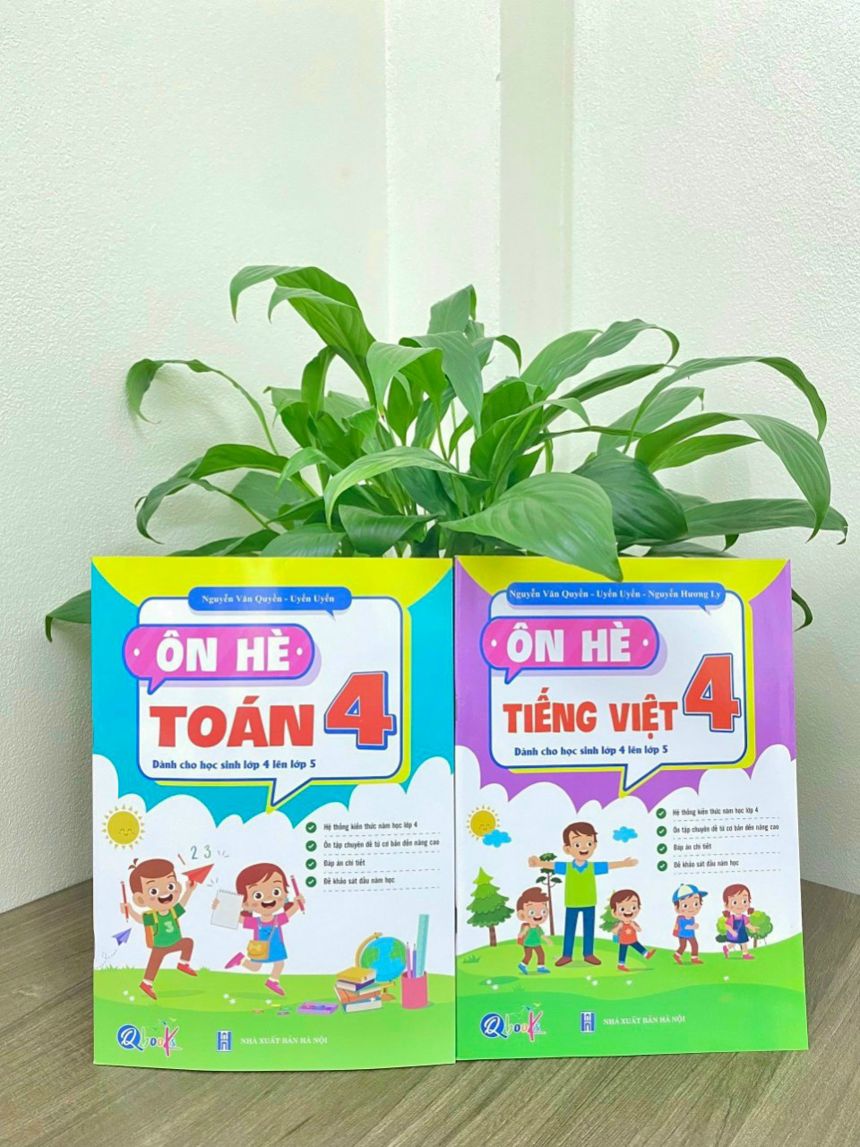 Ôn hè Toán + Tiếng Việt lớp 4 - 2 cuốn